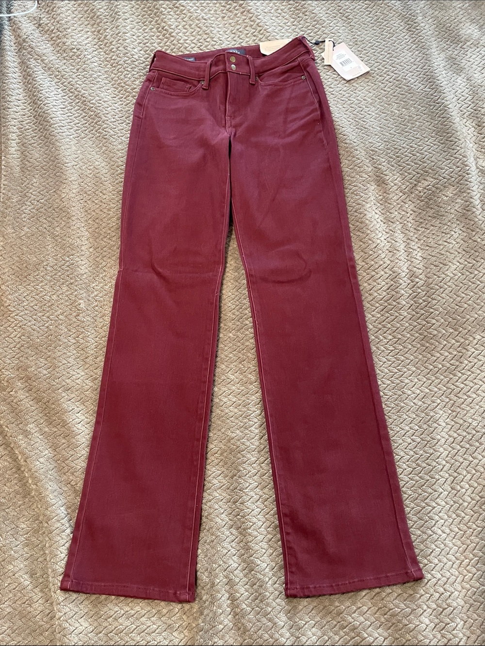 NYDJ Marilyn Straight leg Jeans in Deep Wine